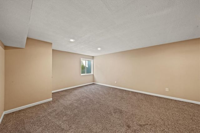 2131 Wagner Trace Drive, Beavercreek, OH 45431