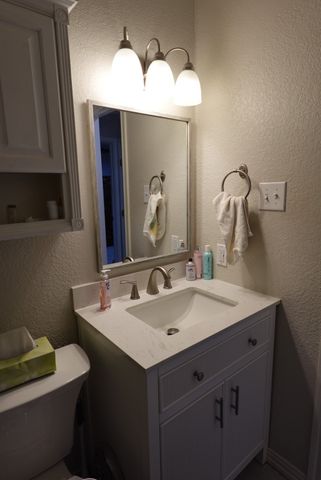 1414 W Torrey Street, Granbury, TX 76048
