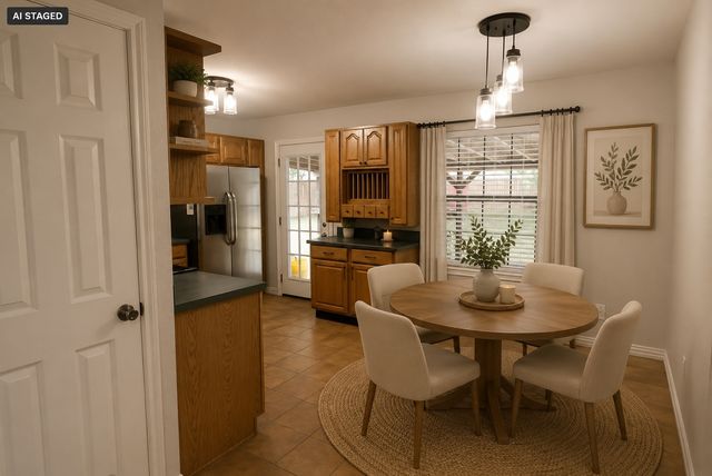 1414 W Torrey Street, Granbury, TX 76048