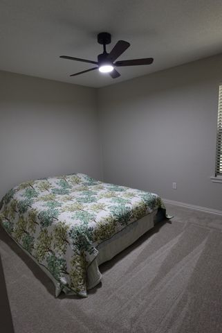 1414 W Torrey Street, Granbury, TX 76048