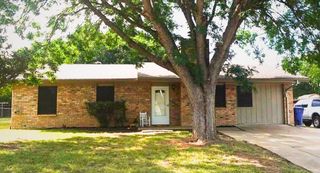 1414 W Torrey Street, Granbury, TX 76048
