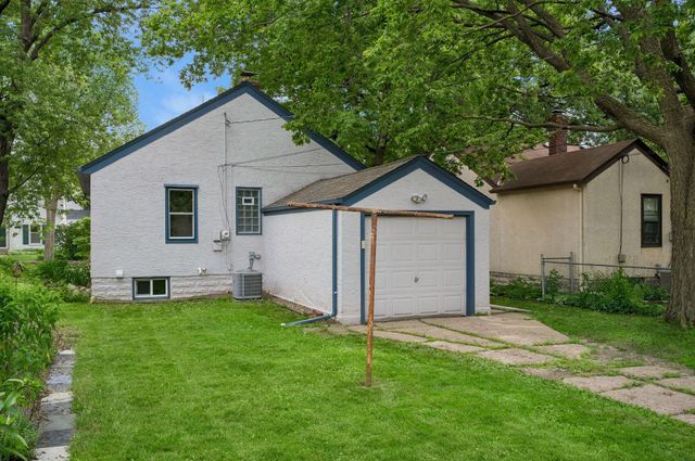 4604 35th Avenue S, Minneapolis, MN 55406