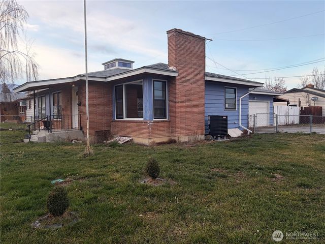 700 Schons Place, Wenatchee, WA 98801