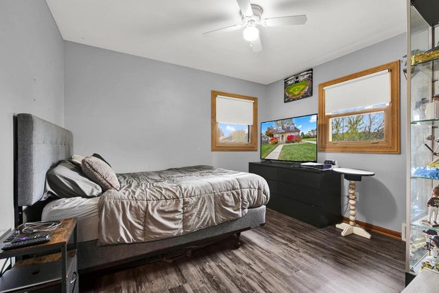 12729 W Derby PLACE, Butler, WI 53007