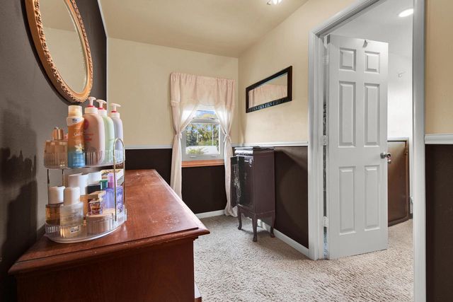 12729 W Derby PLACE, Butler, WI 53007