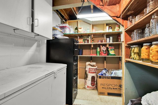 12729 W Derby PLACE, Butler, WI 53007