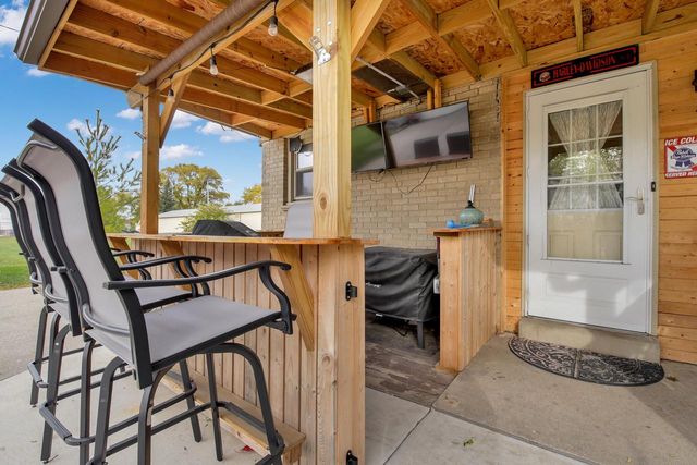 12729 W Derby PLACE, Butler, WI 53007