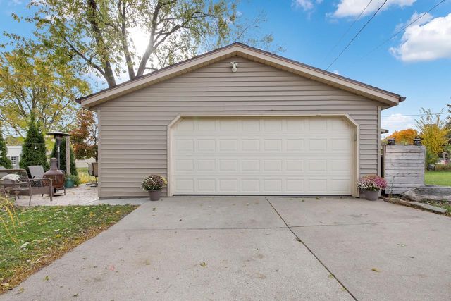 12729 W Derby PLACE, Butler, WI 53007
