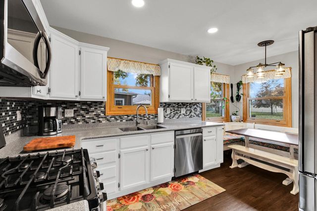 12729 W Derby PLACE, Butler, WI 53007