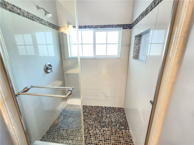 22240 Burton, Canoga Park, CA 91304