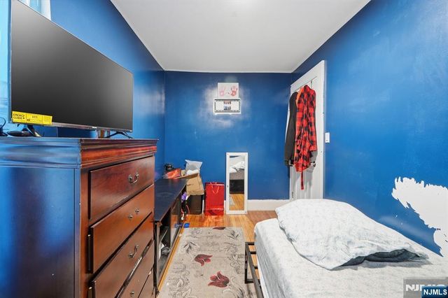 130 Carolina Avenue, Newark, NJ 07106