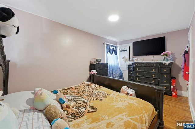 130 Carolina Avenue, Newark, NJ 07106