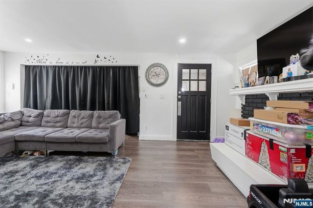 130 Carolina Avenue, Newark, NJ 07106