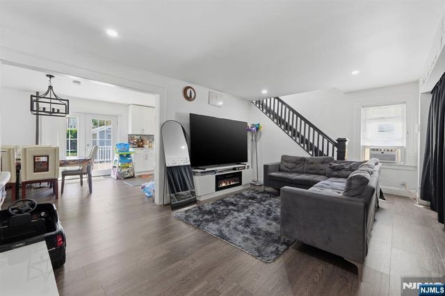 130 Carolina Avenue, Newark, NJ 07106