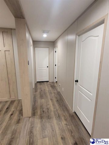 111 N Pinckney St, Timmonsville, SC 29161