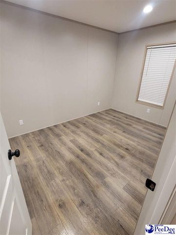 111 N Pinckney St, Timmonsville, SC 29161