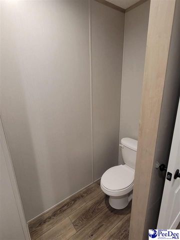 111 N Pinckney St, Timmonsville, SC 29161