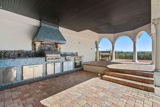 4107 CAUSEWAY VISTA DRIVE, Tampa, FL 33615