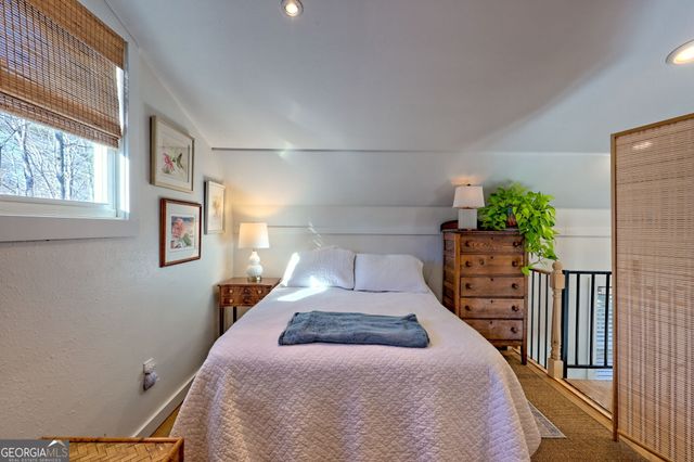 1063 Joe Davis Road, Tiger, GA 30576