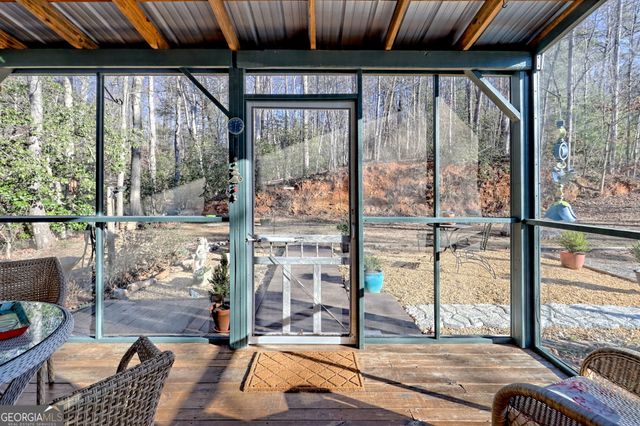 1063 Joe Davis Road, Tiger, GA 30576