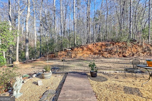 1063 Joe Davis Road, Tiger, GA 30576