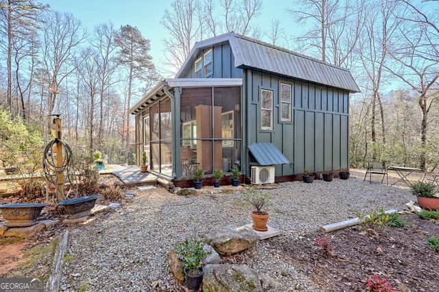 1063 Joe Davis Road, Tiger, GA 30576