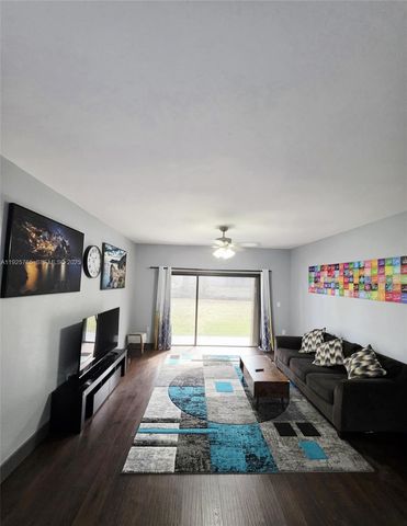 1891 N 61st Ave B106, Hollywood, FL 33024