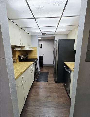 1891 N 61st Ave B106, Hollywood, FL 33024