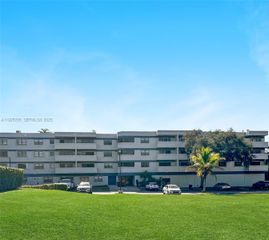 1891 N 61st Ave B106, Hollywood, FL 33024