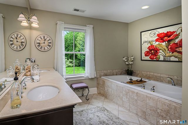 261 Wilton Road West, Ridgefield, CT 06877