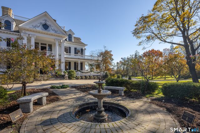 261 Wilton Road West, Ridgefield, CT 06877