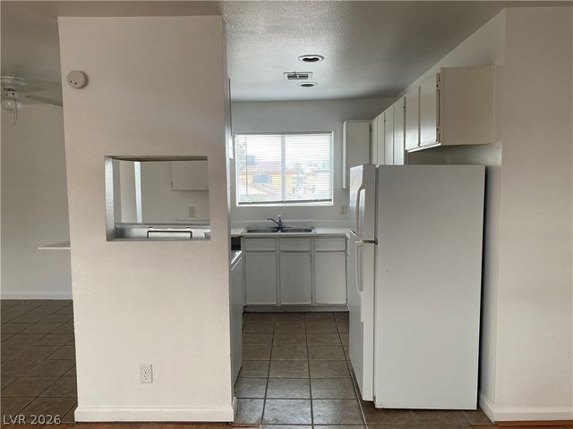 1662 North Lamont Street 202, Las Vegas, NV 89115