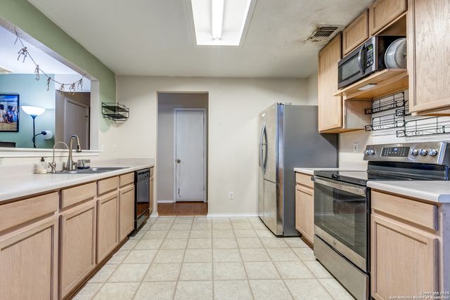 535 CENTRO HERMOSA, San Antonio, TX 78245