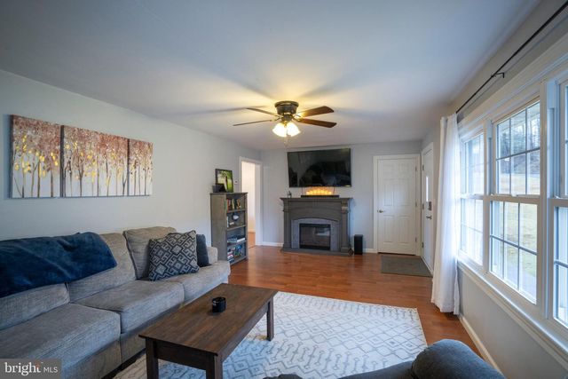 354 W SYCAMORE RD, Snow Shoe, PA 16874