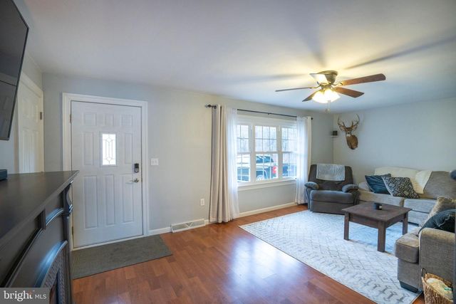 354 W SYCAMORE RD, Snow Shoe, PA 16874