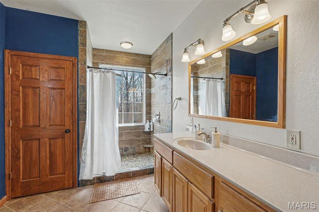 27669 Jackson Court, Warrenton, MO 63383