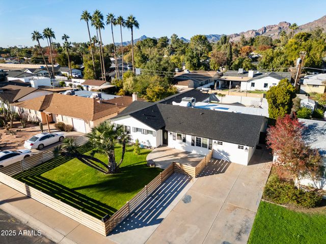 5328 E PINCHOT Avenue, Phoenix, AZ 85018