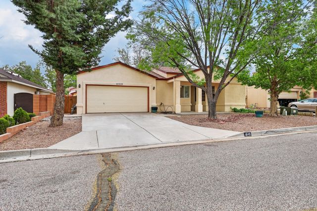 1649 Lark Spur Drive NE, Rio Rancho, NM 87144