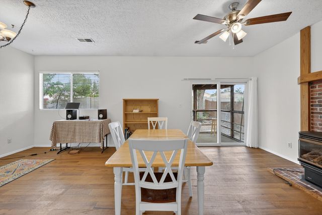 1649 Lark Spur Drive NE, Rio Rancho, NM 87144
