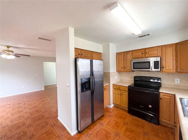 4805 BEACON STREET, Orlando, FL 32808