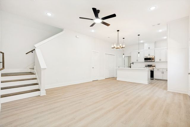 8009 Doreen Avenue 8011, Fort Worth, TX 76116