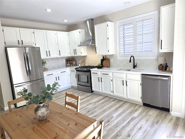10078 Apollo Bay Way, Littleton, CO 80130