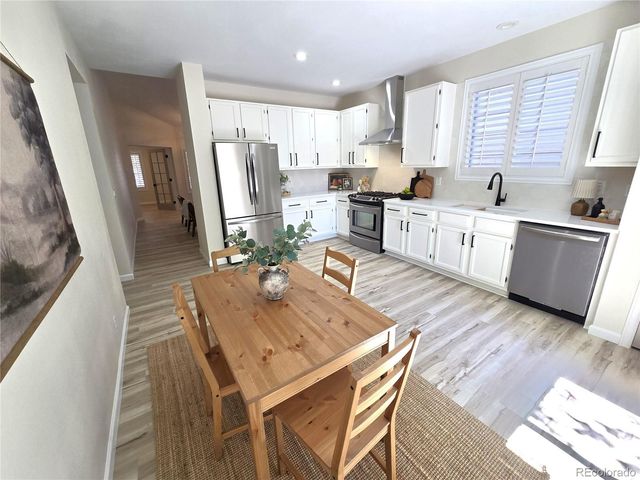 10078 Apollo Bay Way, Littleton, CO 80130