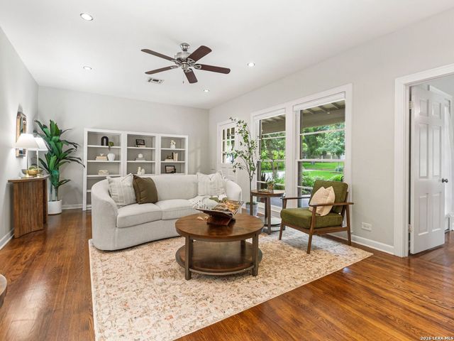 406 Paseo Encinal, San Antonio, TX 78212