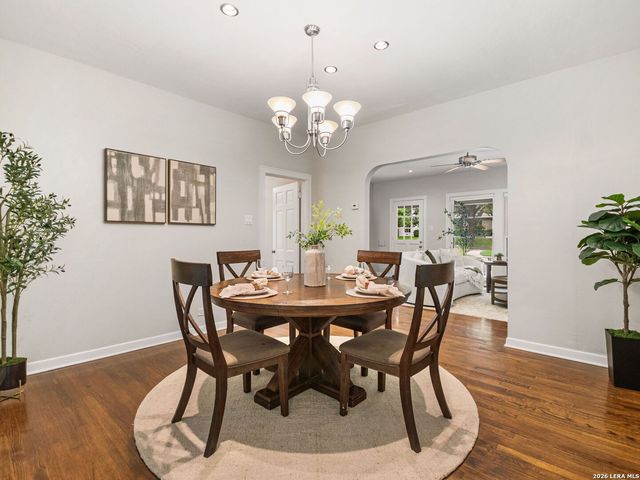 406 Paseo Encinal, San Antonio, TX 78212
