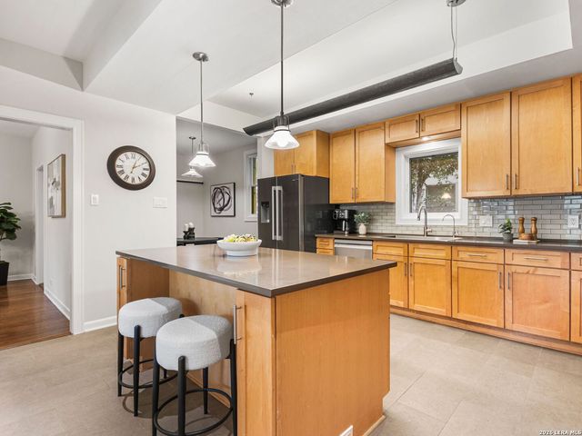 406 Paseo Encinal, San Antonio, TX 78212