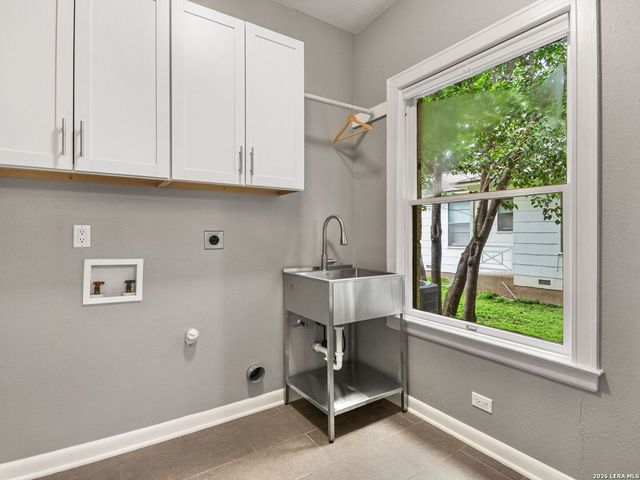 406 Paseo Encinal, San Antonio, TX 78212