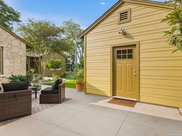 406 Paseo Encinal, San Antonio, TX 78212