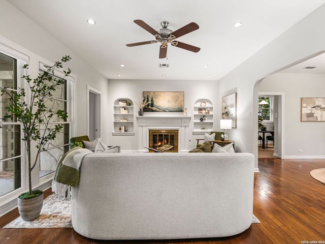 406 Paseo Encinal, San Antonio, TX 78212