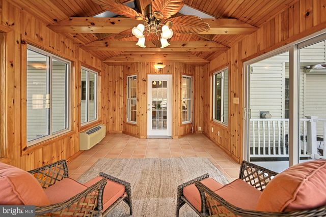 10449 PINEVIEW RD, Manassas, VA 20111